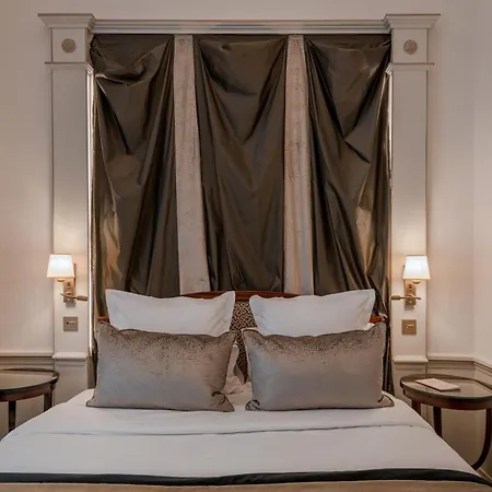 Napoleon Hotel Parigi